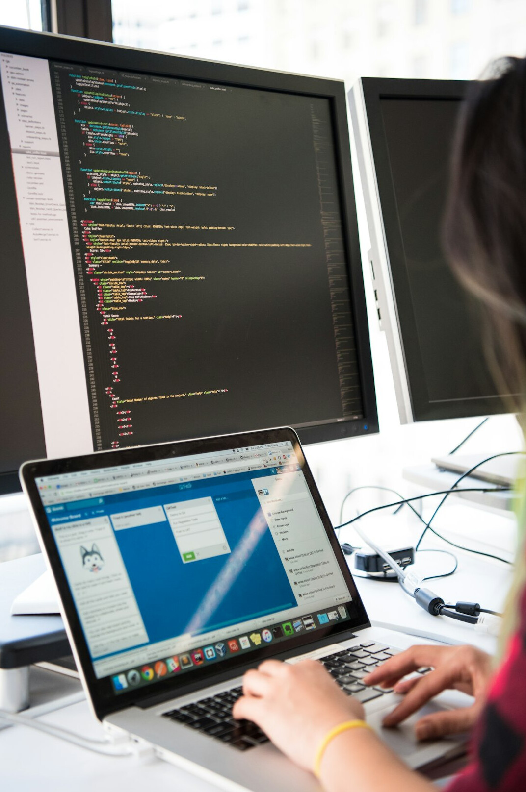 developer building app